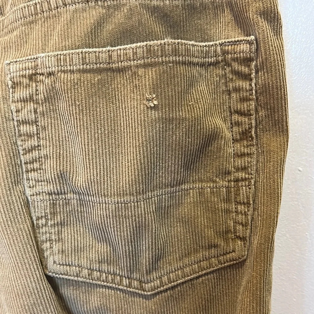 Abercrombie & Fitch. Corduroy Men’s Pants in light Brown/tan Button fly boot cut - Picture 7 of 13